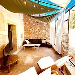 Tres Belle Rotonde Deco Boheme, Tennis, Parking * ニーム