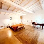 Tres Belle Rotonde Deco Boheme, Tennis, Parking 別荘 *