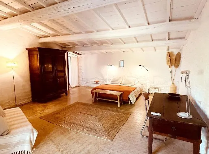 Tres Belle Rotonde Deco Boheme, Tennis, Parking *